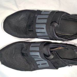 Puma Black slide running shoes size 7
